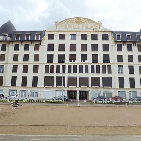 Paradis Les Pieds Sur Le Sable Trouville Palace Luaran gambar